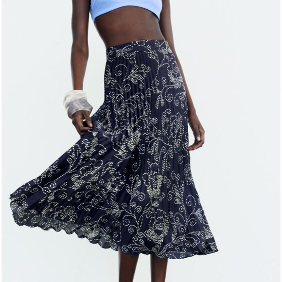 Zara satin effect pleated printed midi skirt navy White floral M NWT 2347/104 - Picture 1 of 11